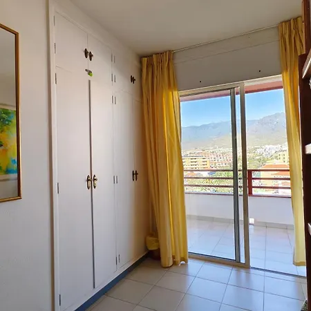 Spacious Penthouse Palmeras Ocean View 300 M To The * Costa Adeje (Tenerife)