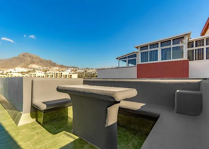 Spacious Penthouse Palmeras Ocean View 300 M To The Beach Costa Adeje (Tenerife)